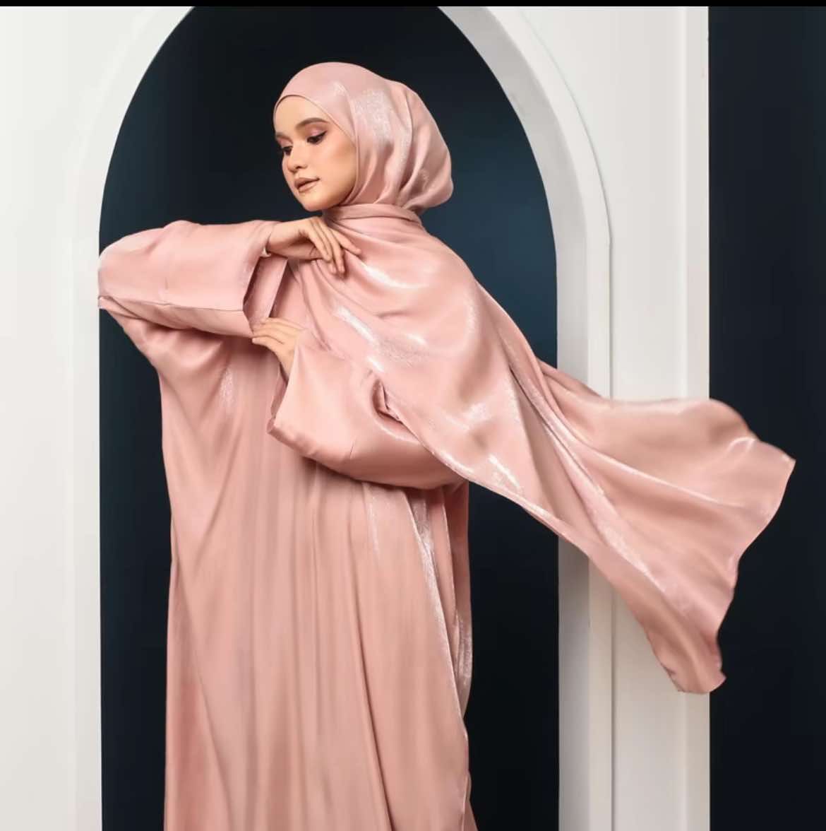 Hydra Abaya Set with Shawl