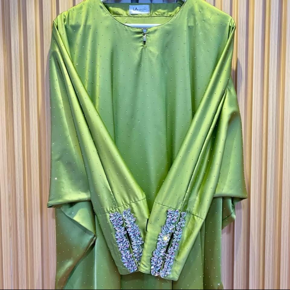 Abaya Yasmine free shawl 